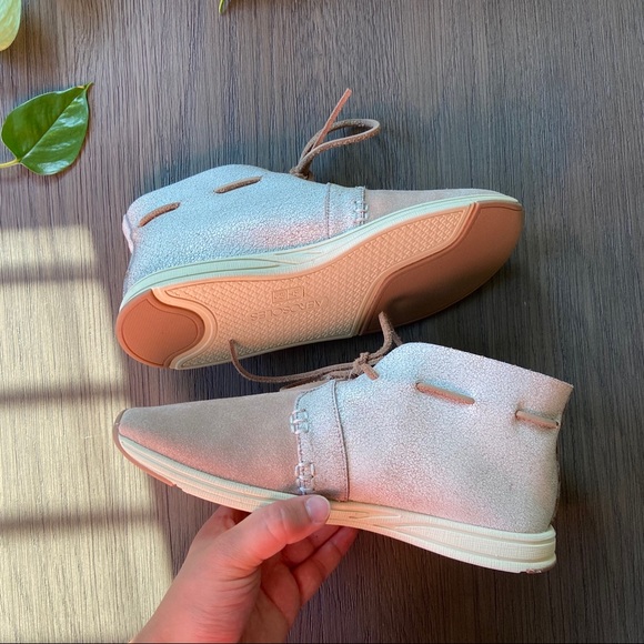 SOLD 🔴Aerosoles | Sing Song Taupe Genuine Suede … - Picture 2 of 11